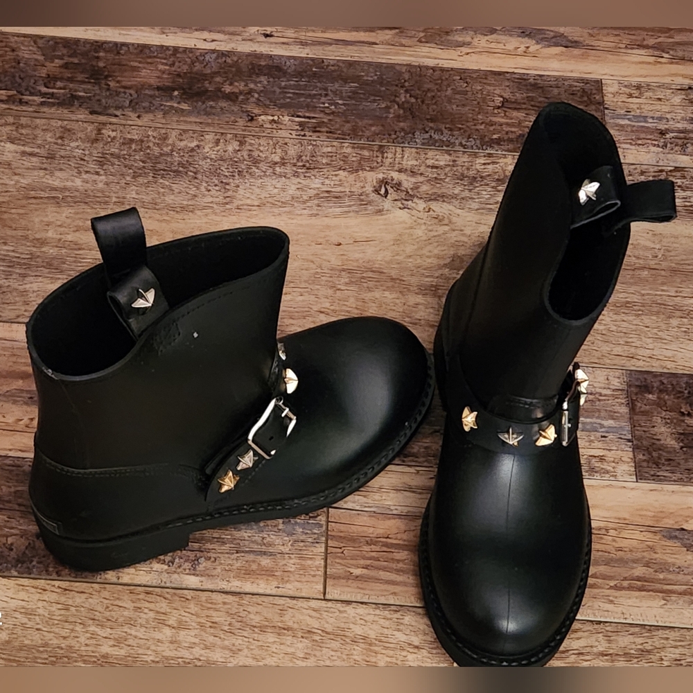 Just Cavalli Black Rain Boots  Metallic Star Studs 40 IT 9.5/10 US Minimalist